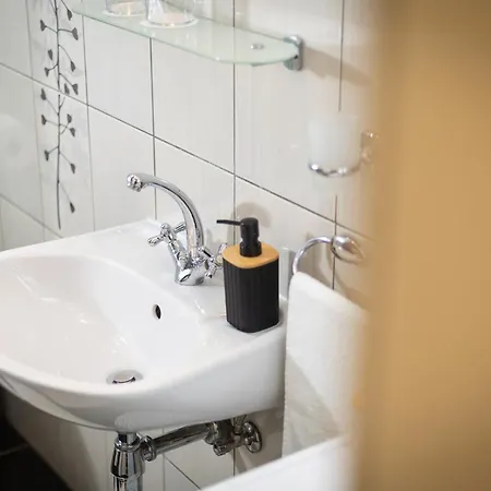 Apartament Kleri *